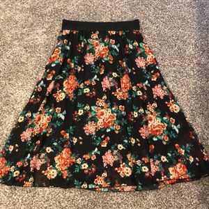 LuLaRoe Lola - Floral Print Skirt Sz Small